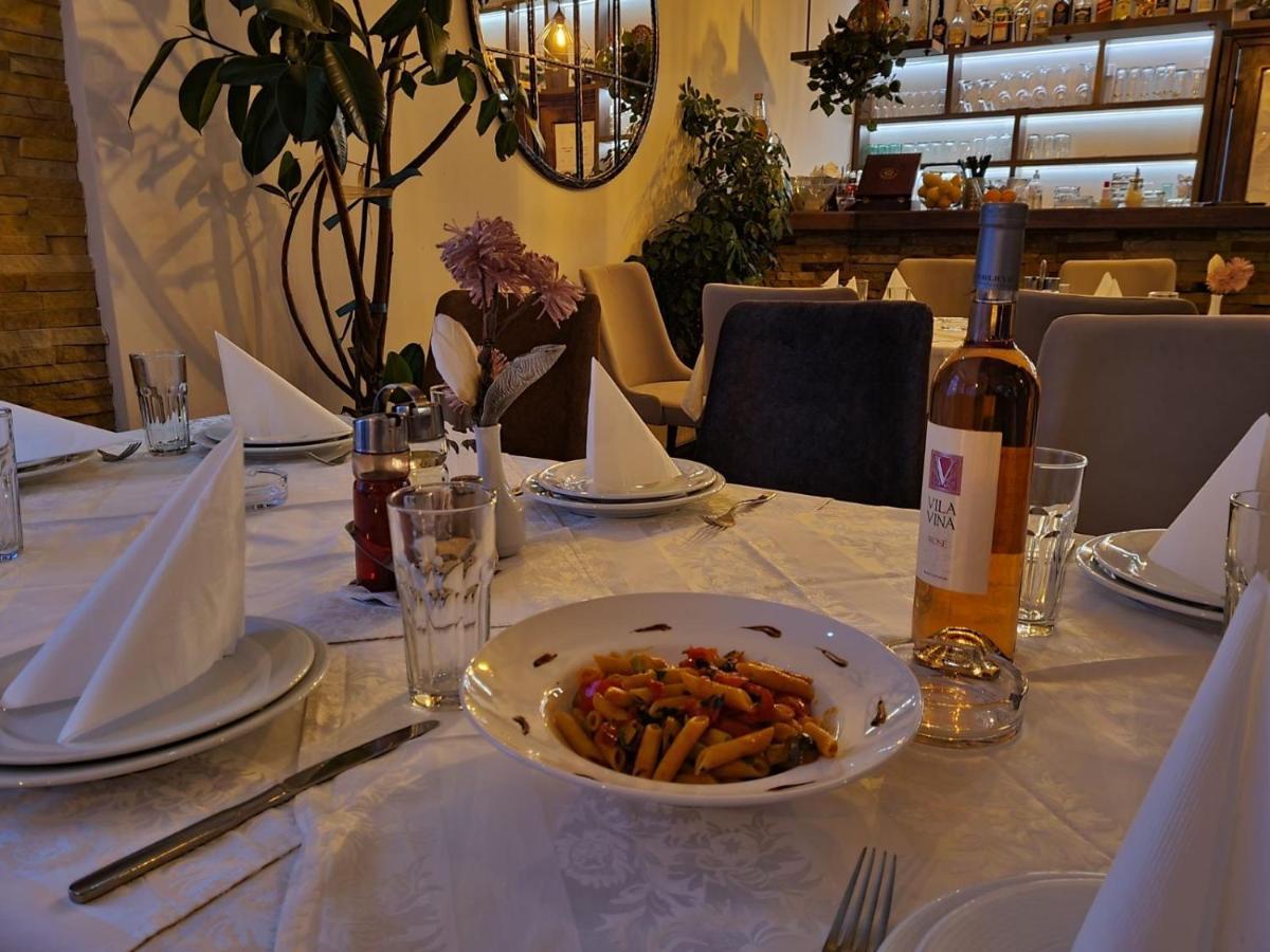 Garni Hotel Vir Vrnjacka Banja Luaran gambar