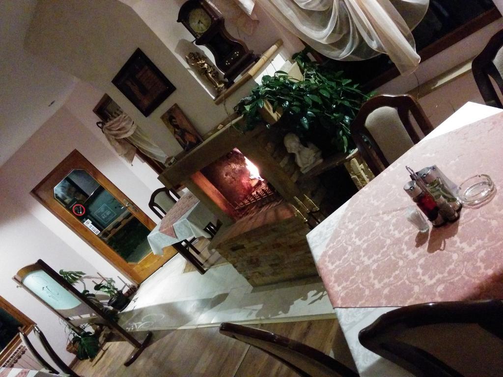 Garni Hotel Vir Vrnjacka Banja Luaran gambar